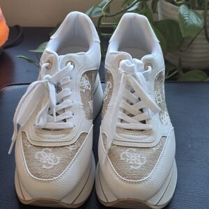 Guess Women's Camrio White/Gold Platform Sneakers